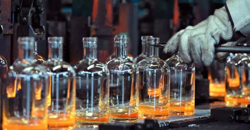 Glass-Bottle-Manufacturers-in-Mexico.webp
