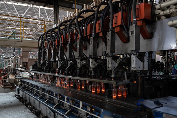 imageye___-_imgi_47_automated-glass-bottle-forming-machine.jpg