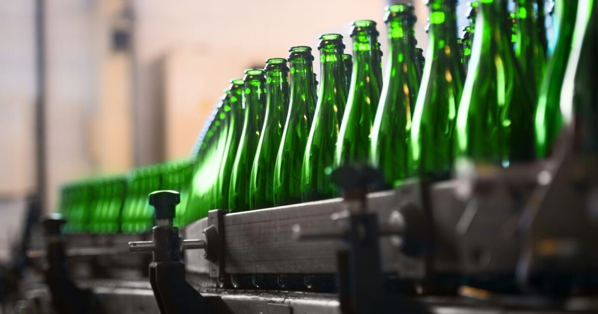 imageye___-_imgi_44_Bottles_2022-06-01-081514_lqjw.jpg